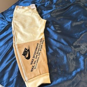XXL Men’s Nike Tech Fleece Sweatpanys